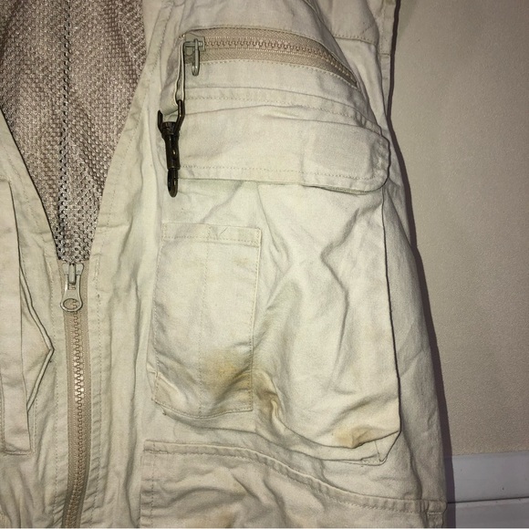 #1158 Trail designs outdoor fishing, hiking lots of pockets Vest Med - Picture 6 of 12